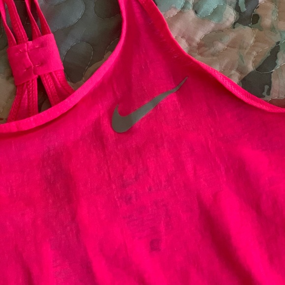 Nike bright pink workout top. - Picture 2 of 5